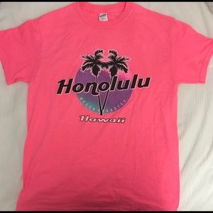 Vintage Hot Pink Hawaii Graphic T-shirt